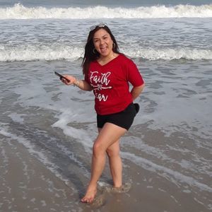 Meet your Posher, Ivette